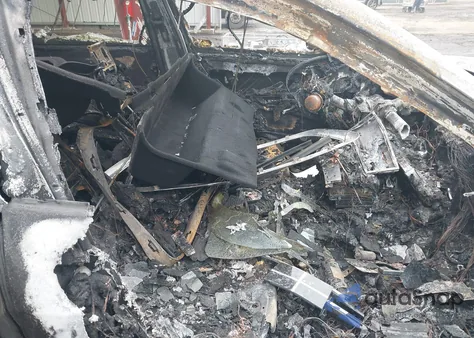 2016 Mercedes-Benz S 550 z USA, uszkodzony, nr VIN WDDUG8CB5GA281215